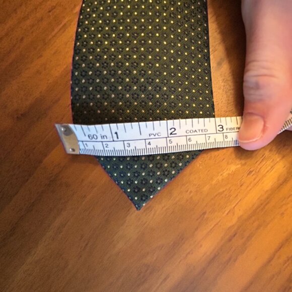 Men's Banana Republic Green Tie with White Dot and Darker Green Medallion Detail - Picture 3 of 4